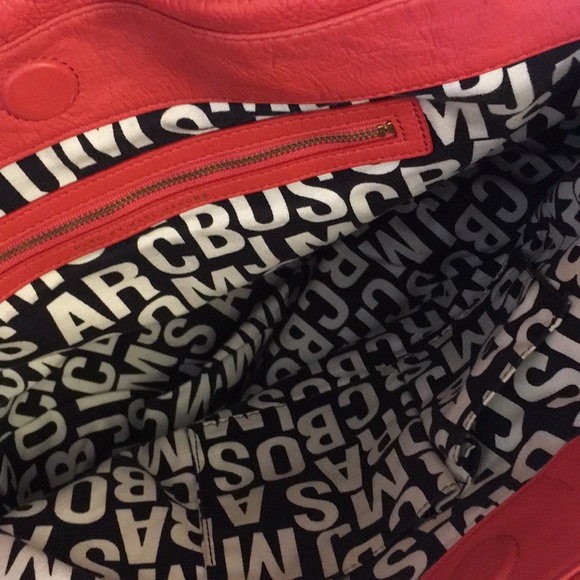 Marc by Marc Jacobs Dark Coral Leather Handbag - Picture 4 of 10